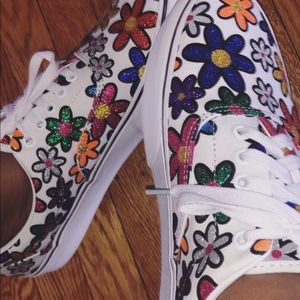 glitter daisy platform vans
